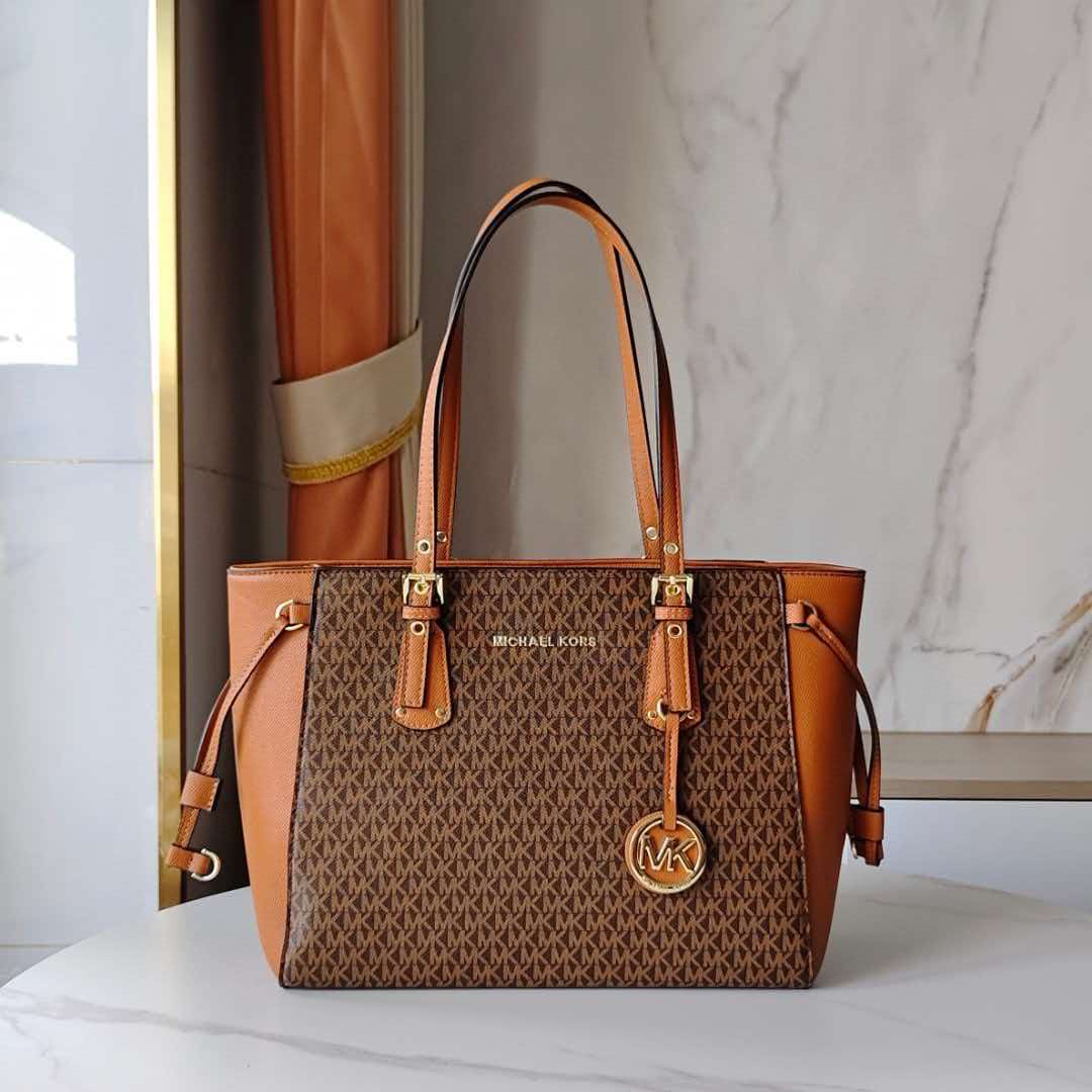 Women'S Tote Bags Michael Kors - Sac fourre-tout en PVC à monogramme,